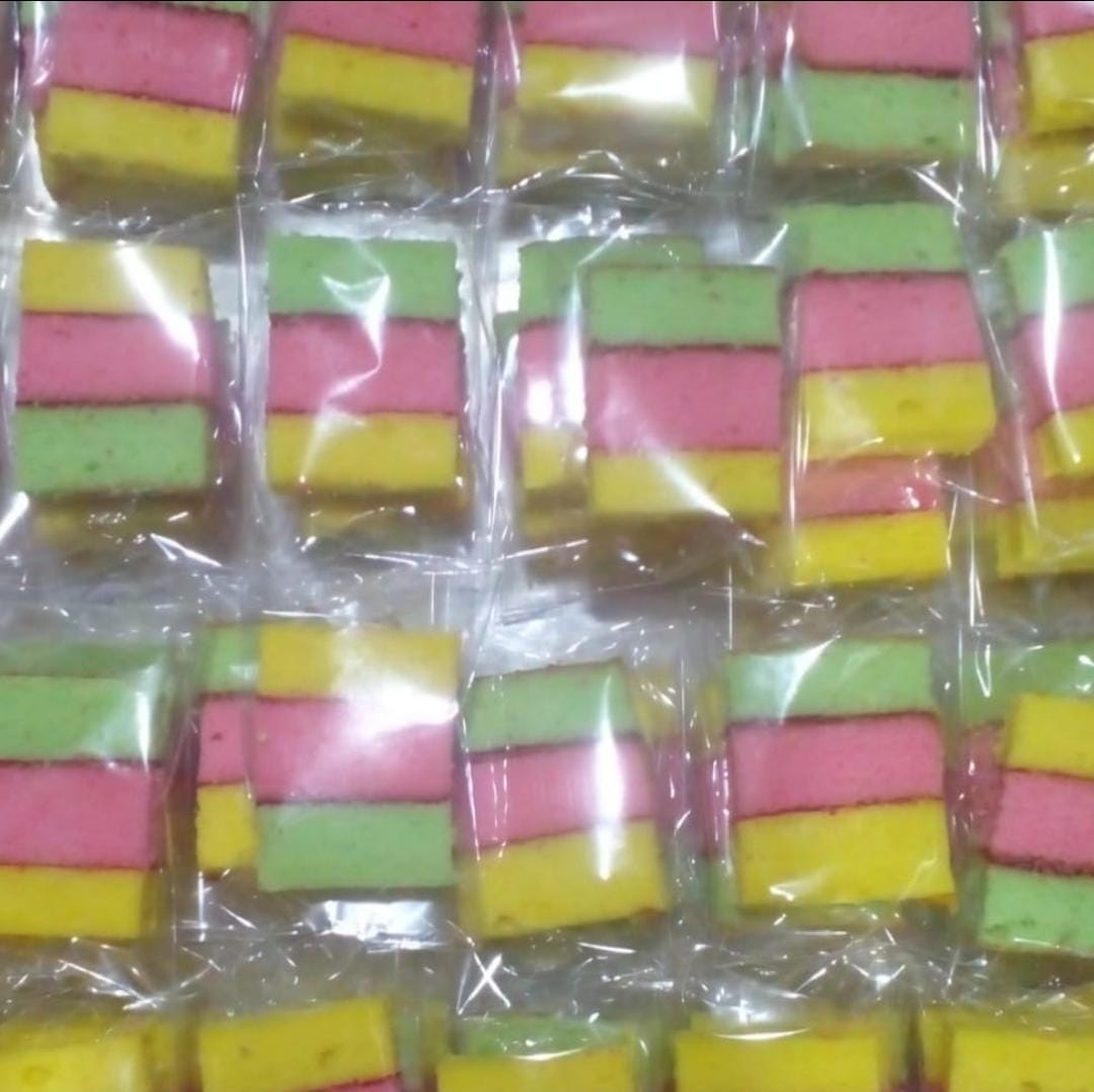 Bolu Lapis Pelangi